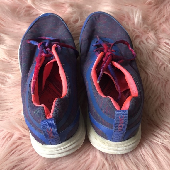 Vionic Agile Fyn Sneaker Running Shoes - Picture 3 of 4